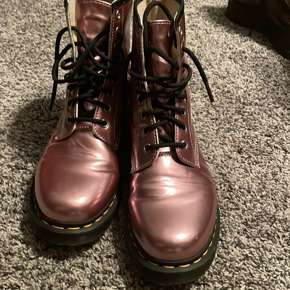 Barely worn Dock Martin boots